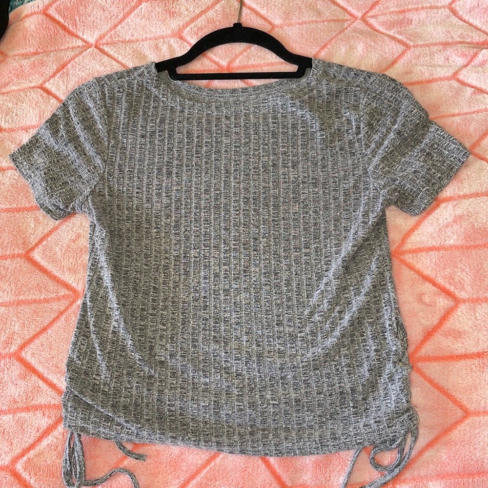 Cute gray t-shirt